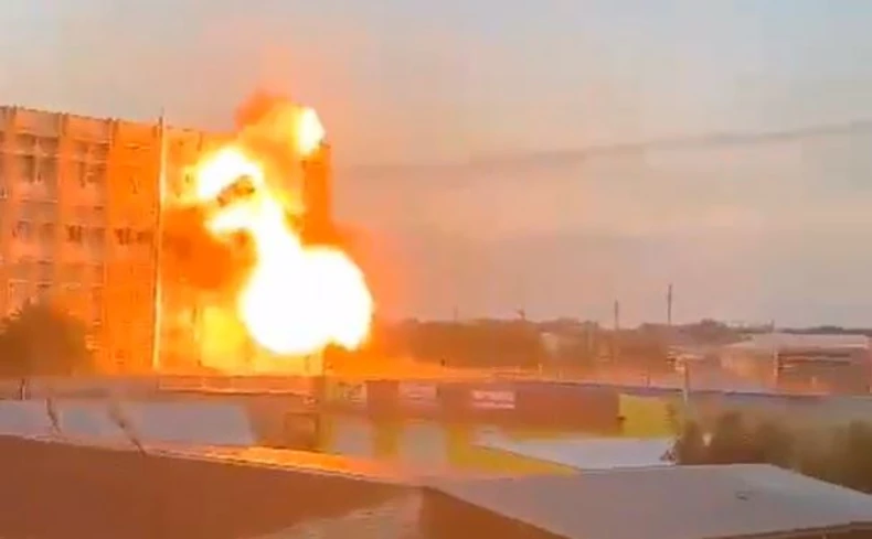 Ukrajinski udar u srce ruske vojne industrije: Dron se zabio u fabriku u Stravopolju Foto: x / screenshot