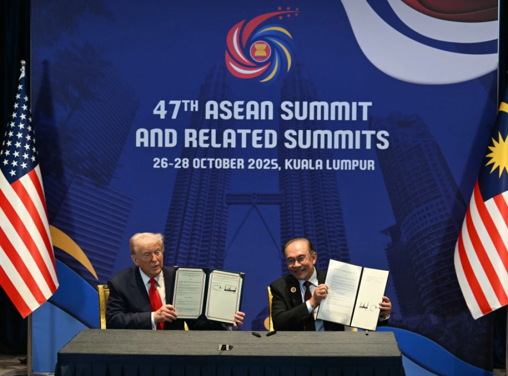 Tramp u Kuala Lumpuru potpisao sporazume o trgovini i retkim mineralima Foto: Pool Photo via AP/Mohd Rasfan