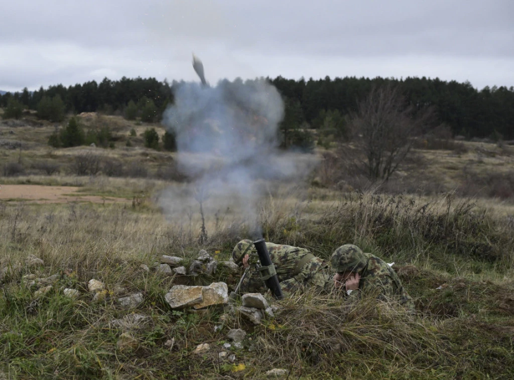 Terenska obuka stalnog sastava Komande za obuku i vojnika na služenju vojnog roka Foto: TANJUG/MINISTARSTVO ODBRANE/ MILOŠ SAVIĆ