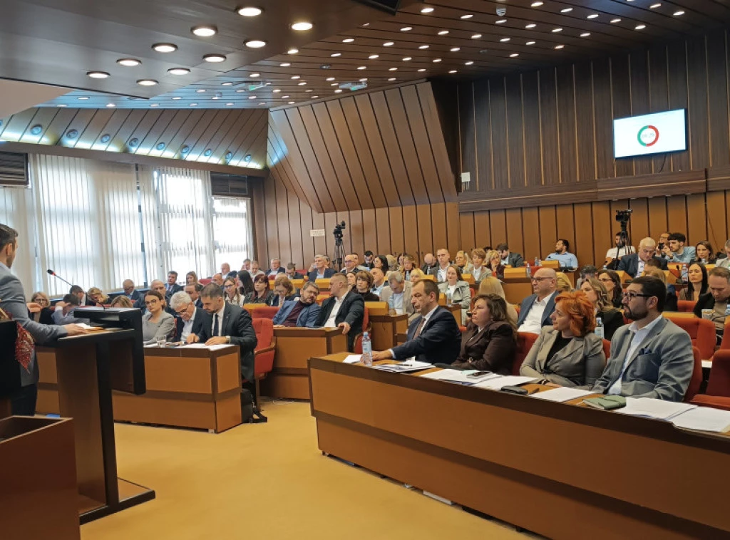 Usvojen budžet Novog Sada za 2026. godinu Foto: TANJUG/Saška Drobnjak
