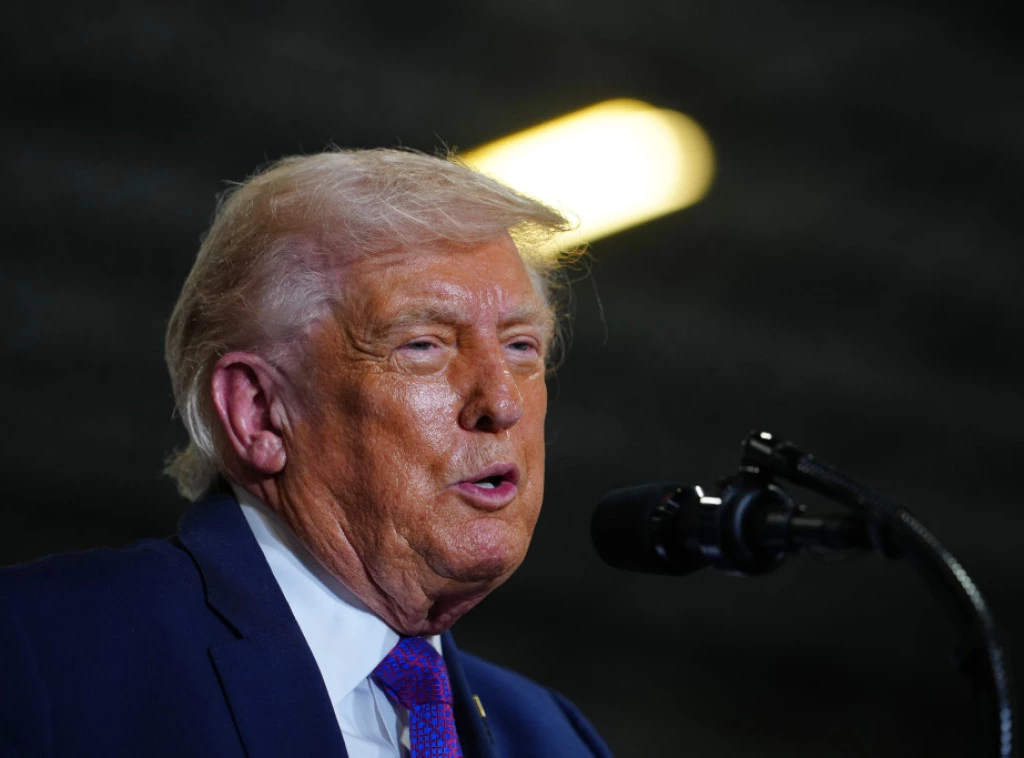 Tramp: Poslednja osoba od koje nam je potrebna pomoć protiv Irana je Zelenski Foto: AP Photo/Julia Demaree Nikhinson