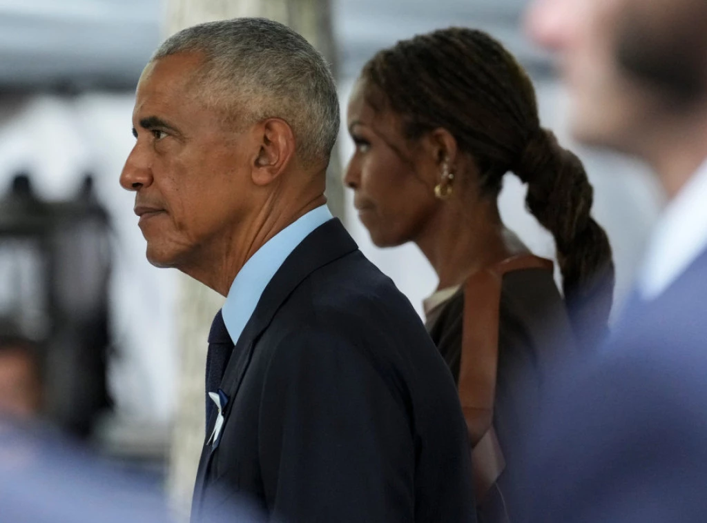 Obama upozorio: AI bi mogla da bude opasna bez odgovarajućeg upravljanja Foto: AP Photo, Pool/Adam Gray